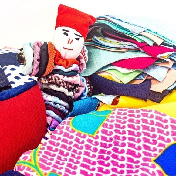 1970’s VTG Fabric Quilt Pieces & Handmade Doll - Picture 7 of 12